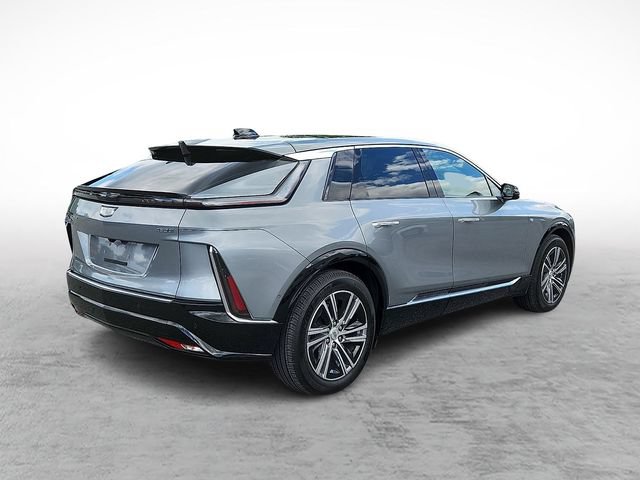 Certified 2024 Cadillac Lyriq Luxury w/ LPO, Floor Liner Package RWD image 4