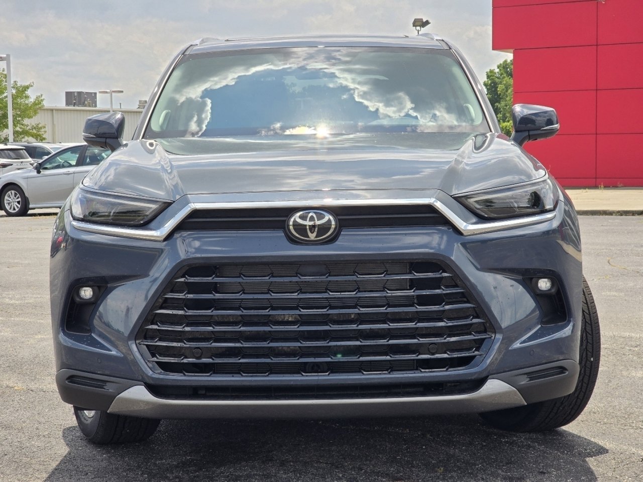 New 2026 Toyota Grand Highlander AWD Hybrid image 13