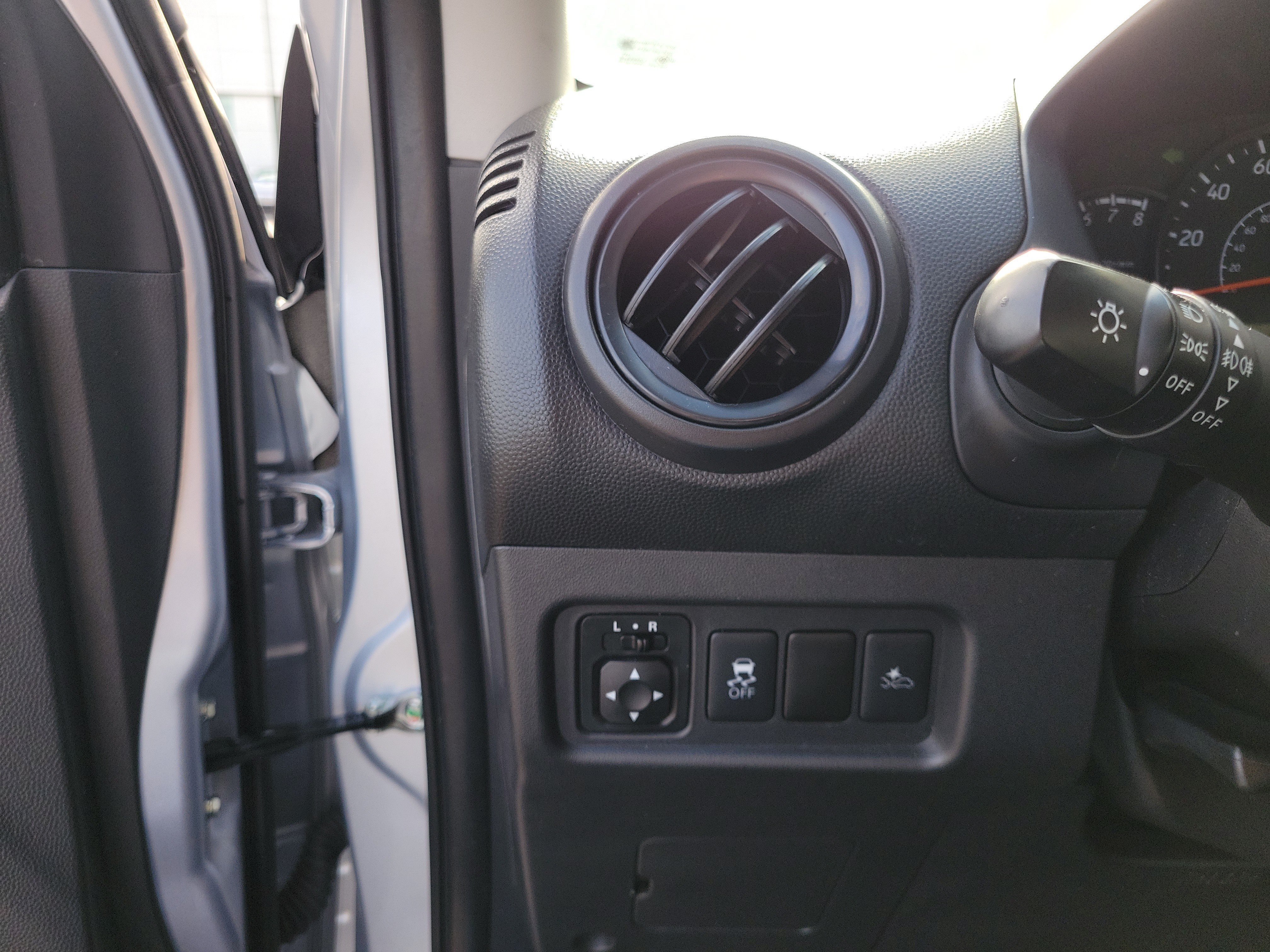 Used 2024 Mitsubishi Mirage G4 ES FWD image 20