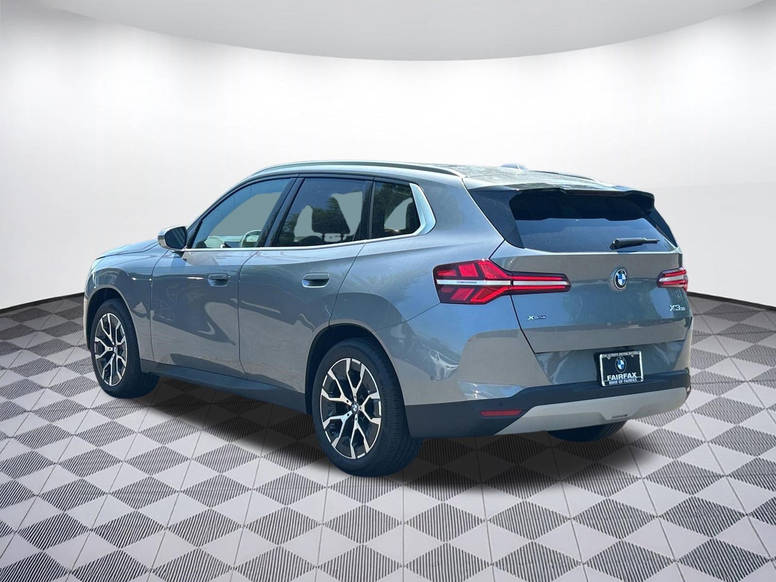 Certified 2026 BMW X3 xDrive30 AWD/4WD image 3