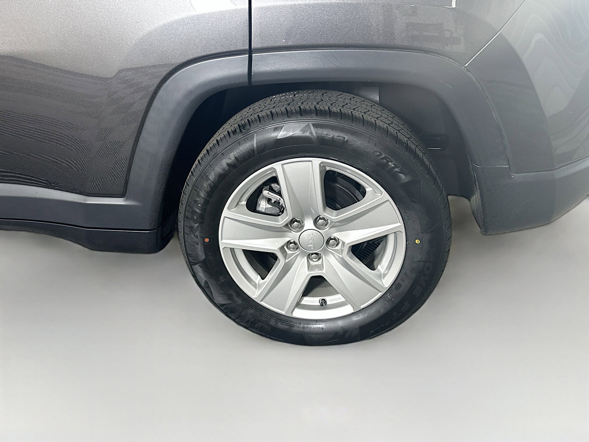 Used 2022 Jeep Compass Latitude image 11