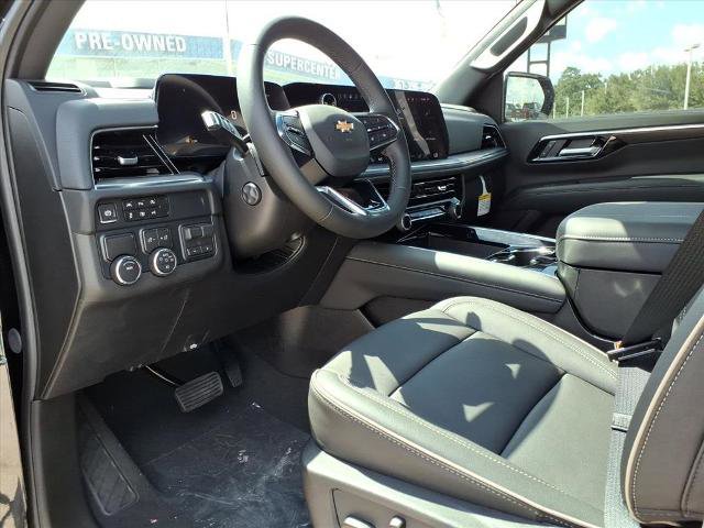 New 2026 Chevrolet Suburban Premier w/ Sun And Tow Package image 17