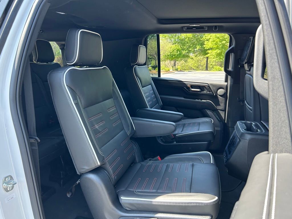 Used 2025 GMC Yukon XL AT4 Ultimate w/ LPO, AT4 Appearance Package AWD/4WD image 52
