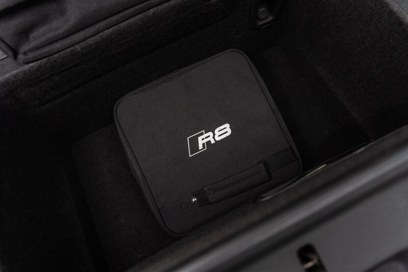 Used 2017 Audi R8 V10 AWD/4WD image 44