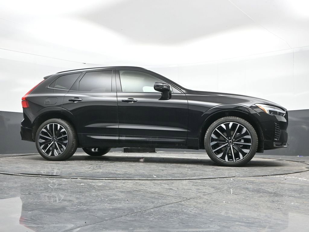 New 2026 Volvo XC60 B5 Ultra w/ Protection Package Premier image 38