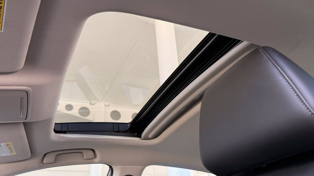 Used 2023 Honda Accord EX-L image 7