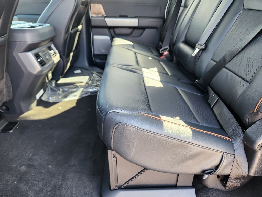 New 2026 Ford F350 Lariat w/ FX4 Off-Road Package AWD/4WD image 13