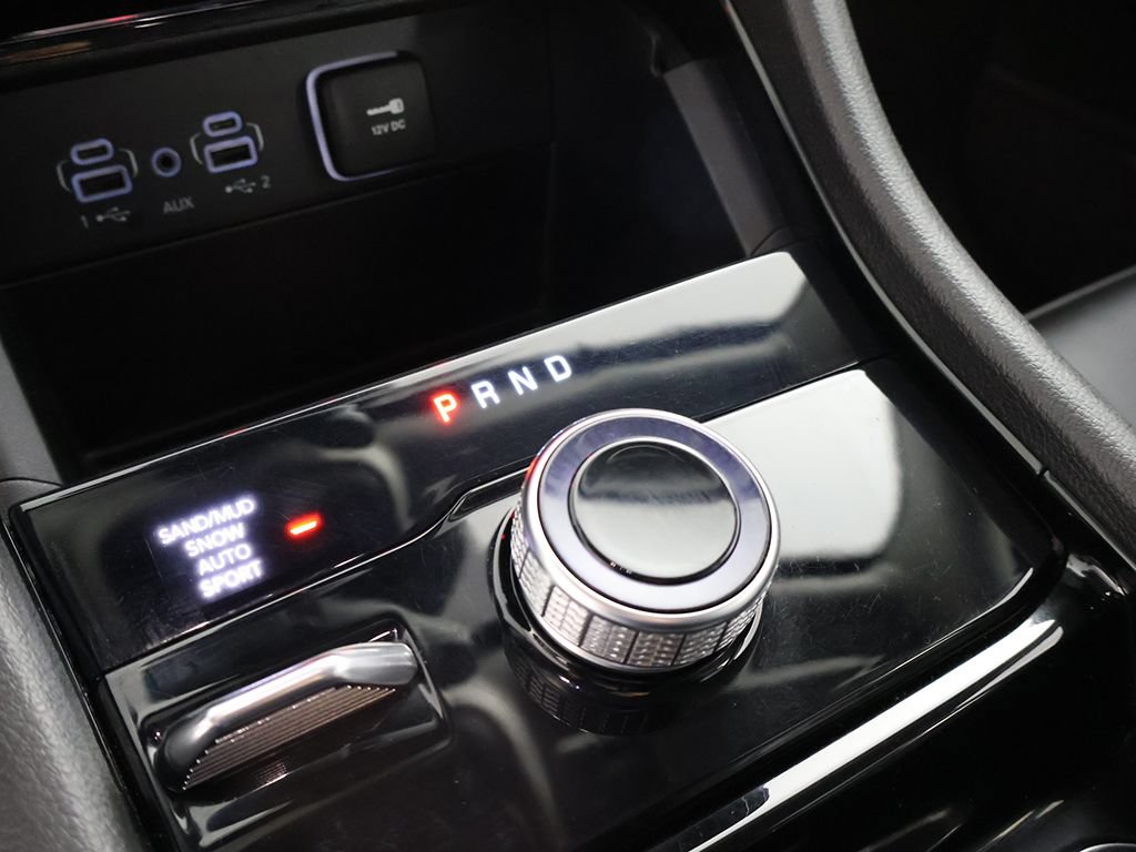 Used 2023 Jeep Grand Cherokee Limited AWD/4WD image 58