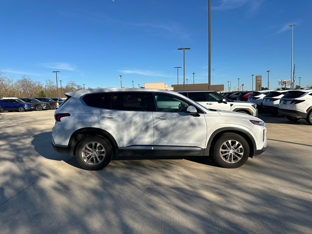 Used 2019 Hyundai Santa Fe SEL image 4