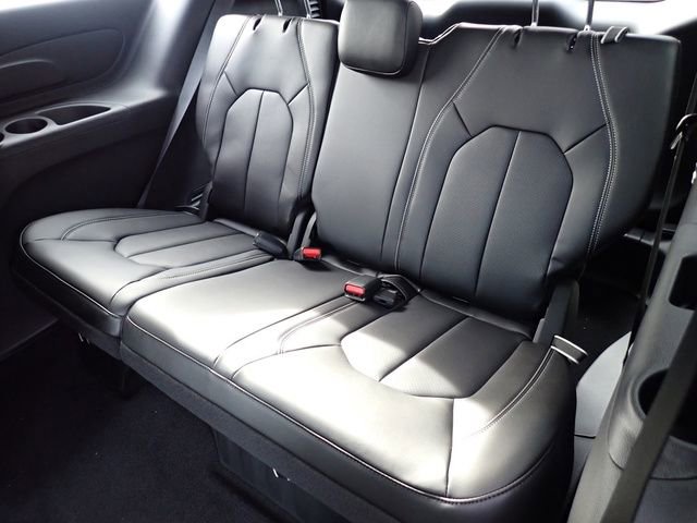 New 2026 Chrysler Voyager LX image 14