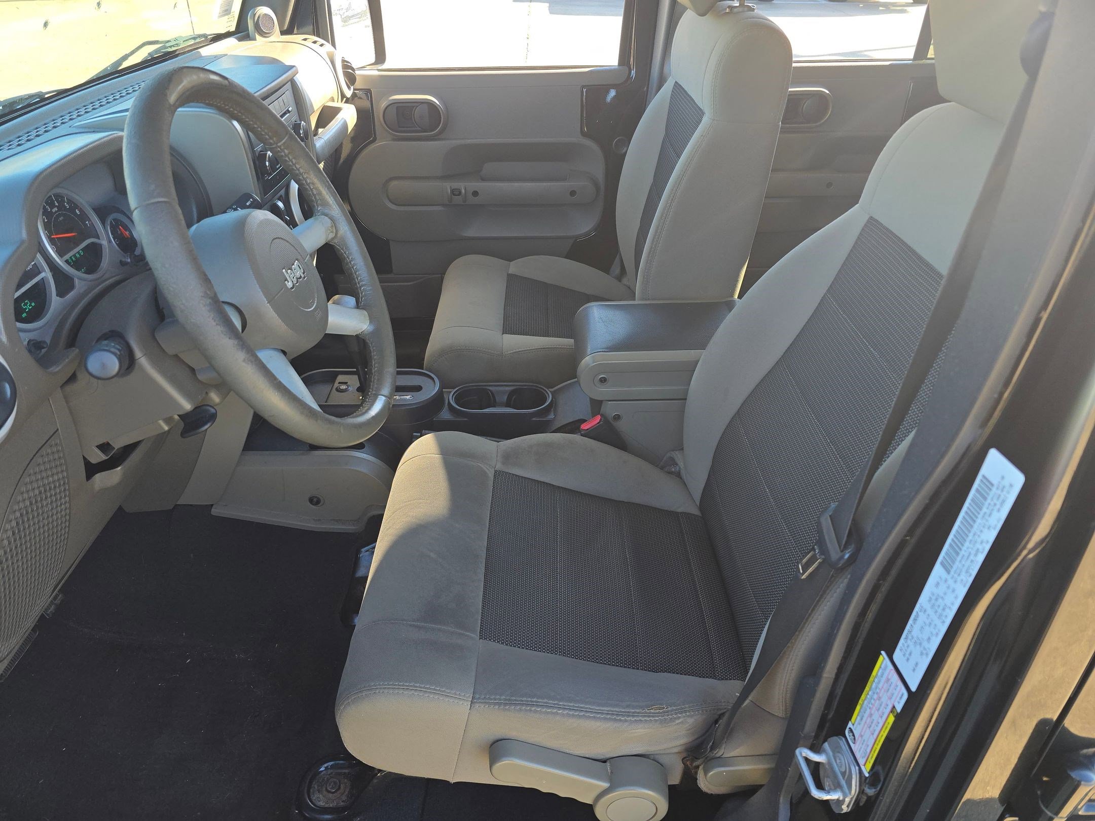 Used 2013 Ford F150 XLT w/ XLT Chrome Pkg image 5