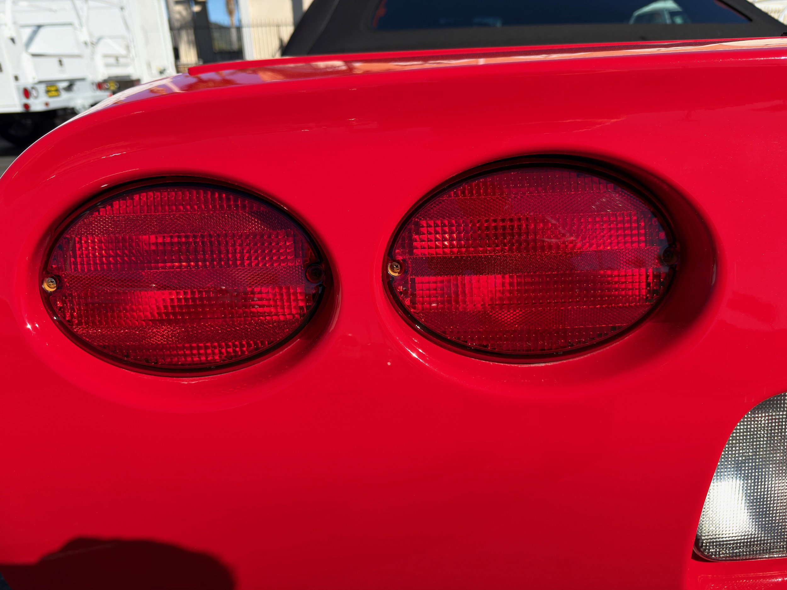 Used 2001 Chevrolet Corvette Convertible w/ Preferred Equipment Group2 image 30