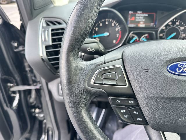 Certified 2018 Ford Escape Titanium image 28