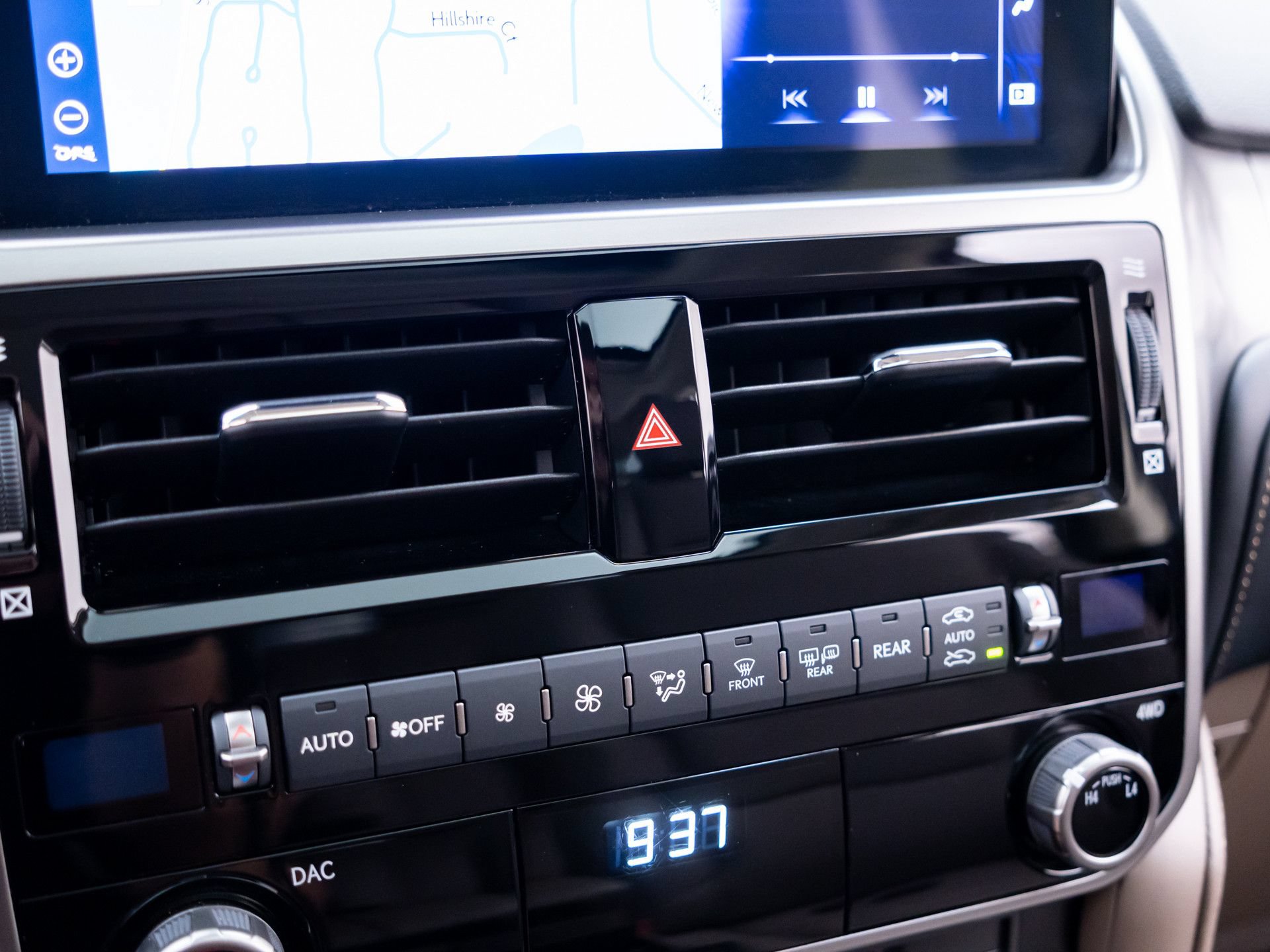 Used 2023 Lexus GX 460 Premium w/ Premium Plus Package AWD/4WD image 26