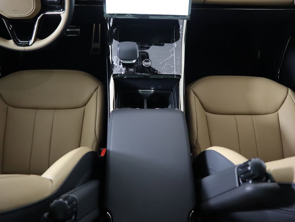 New 2026 Land Rover Range Rover Sport Dynamic SE image 18