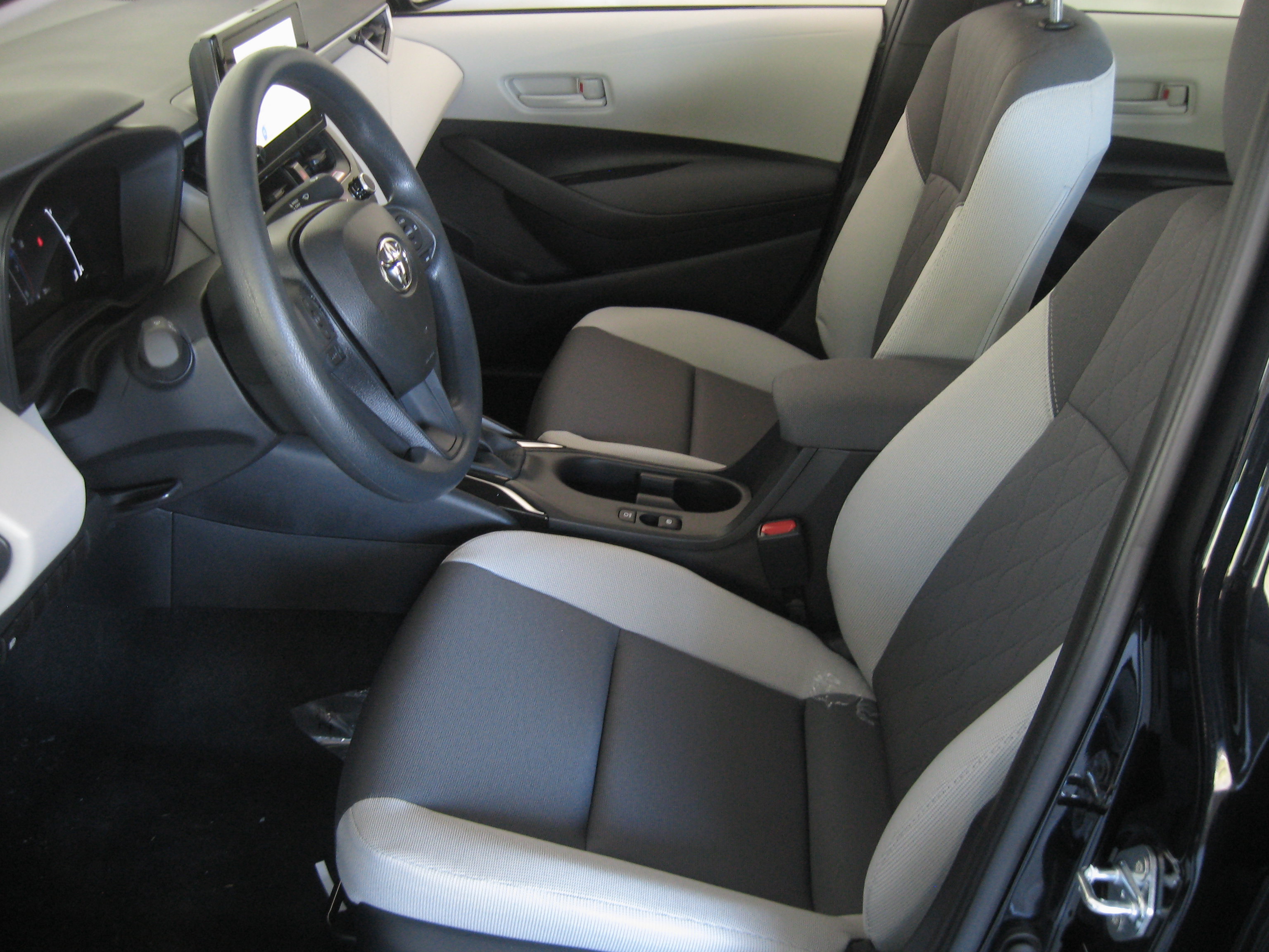 New 2026 Toyota Corolla LE image 18