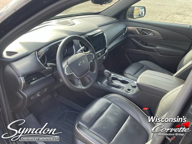 Used 2023 Chevrolet Traverse Premier w/ Redline Edition AWD/4WD image 16