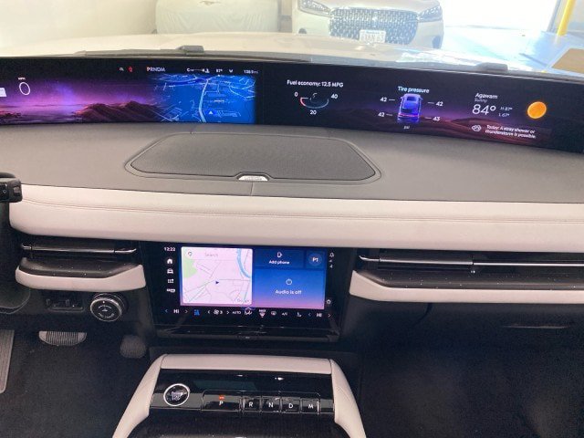 New 2026 Lincoln Navigator L Black Label AWD/4WD image 26