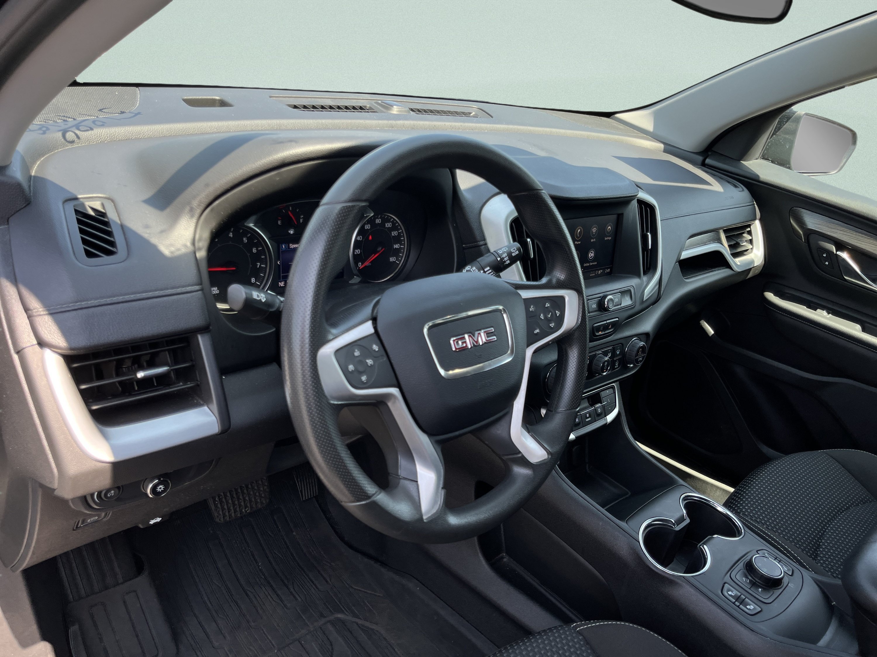 Used 2023 GMC Terrain SLE w/ Driver Convenience Package AWD/4WD image 18