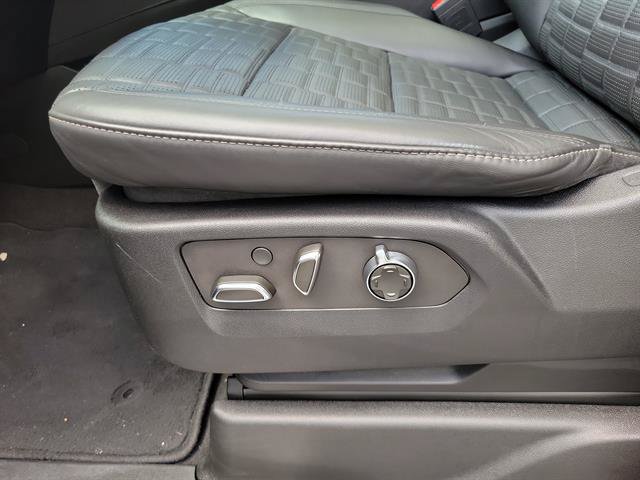 Certified 2023 Cadillac Escalade Sport Platinum w/ LPO, ONYX Package AWD/4WD image 13