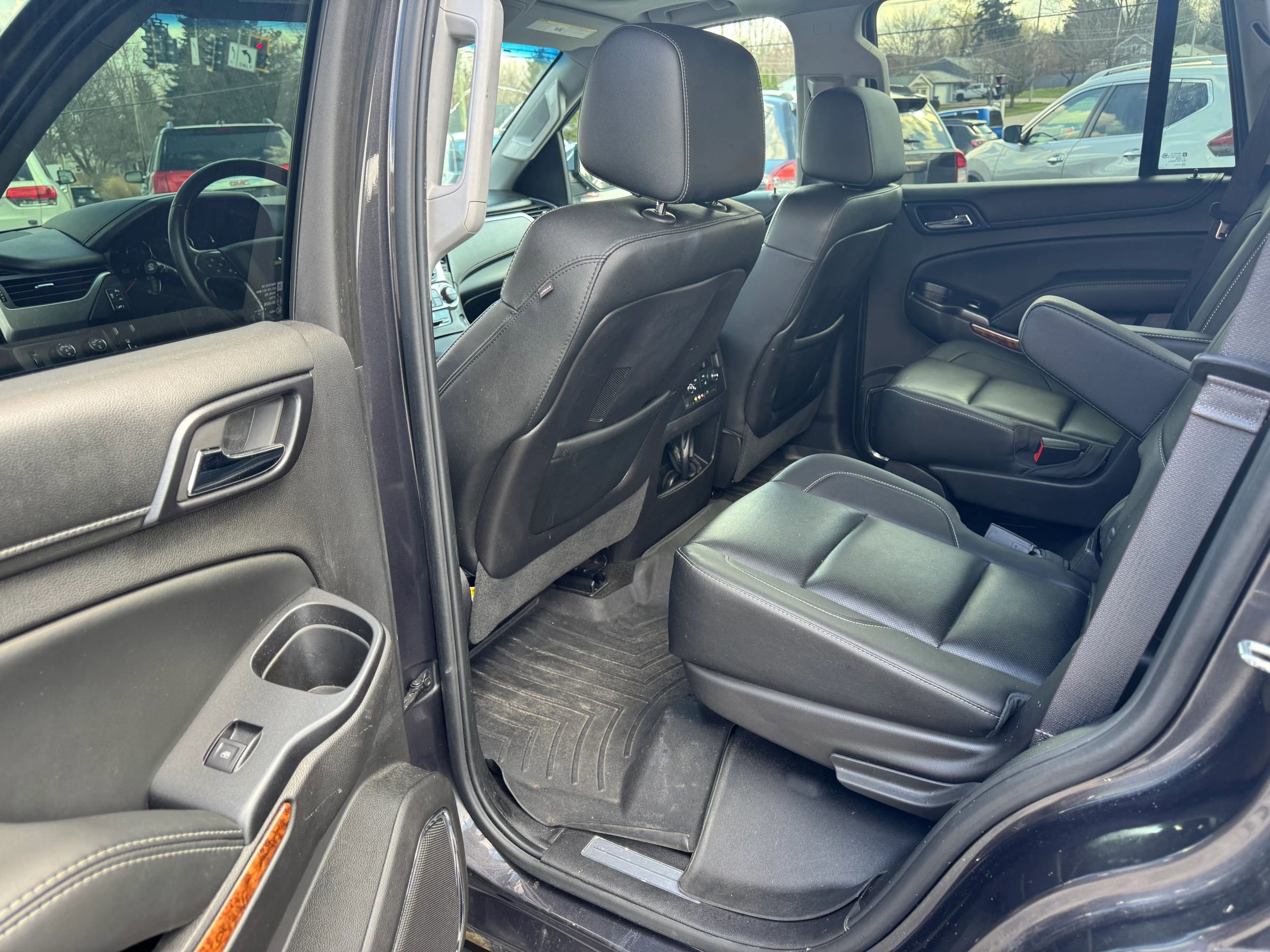 Used 2016 Chevrolet Tahoe LTZ image 14