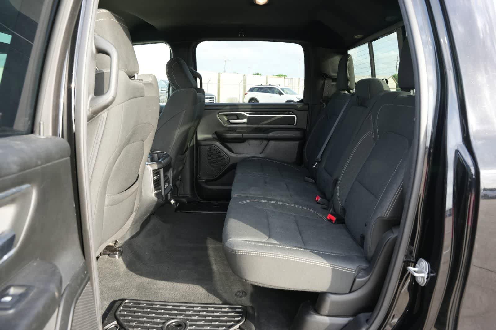 Used 2019 RAM 1500 Big Horn AWD/4WD image 19