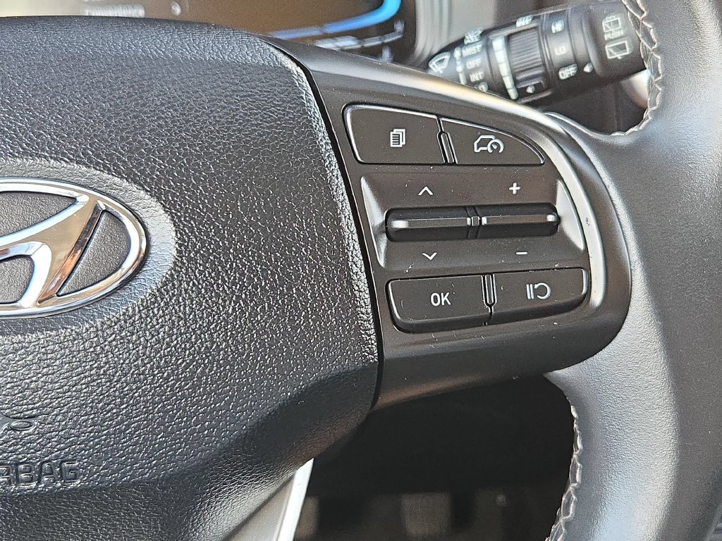 Used 2026 Hyundai Venue SEL FWD image 22
