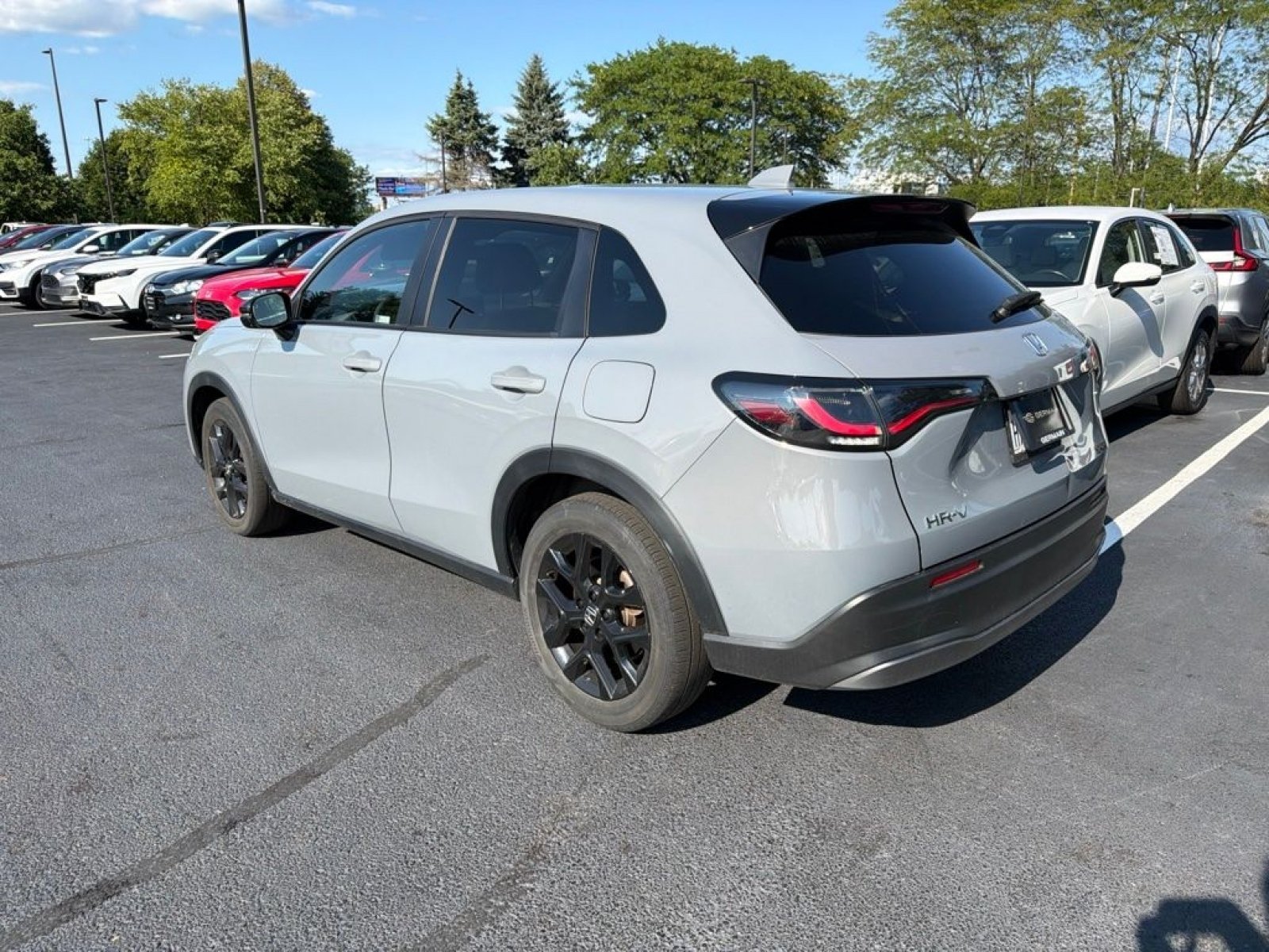 Used 2023 Honda HR-V Sport image 5