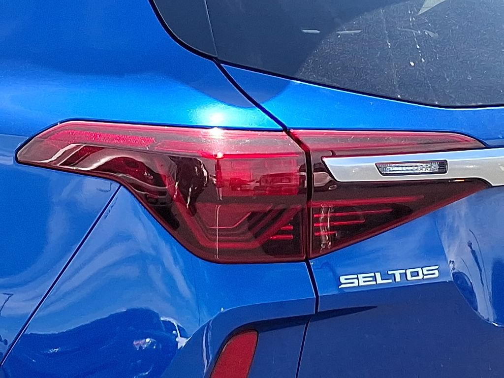 Certified 2023 Kia Seltos Nightfall Edition AWD/4WD image 10