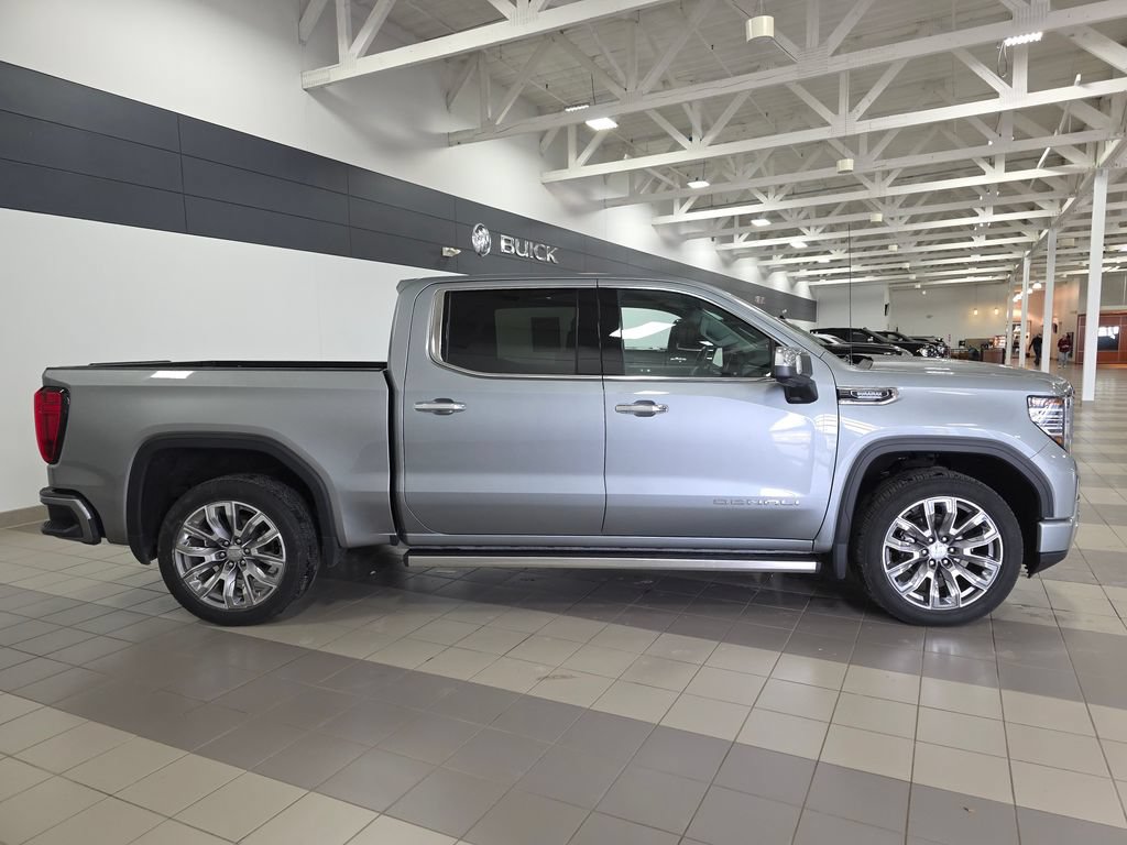 Used 2023 GMC Sierra 1500 Denali w/ Denali Reserve Package AWD/4WD image 6