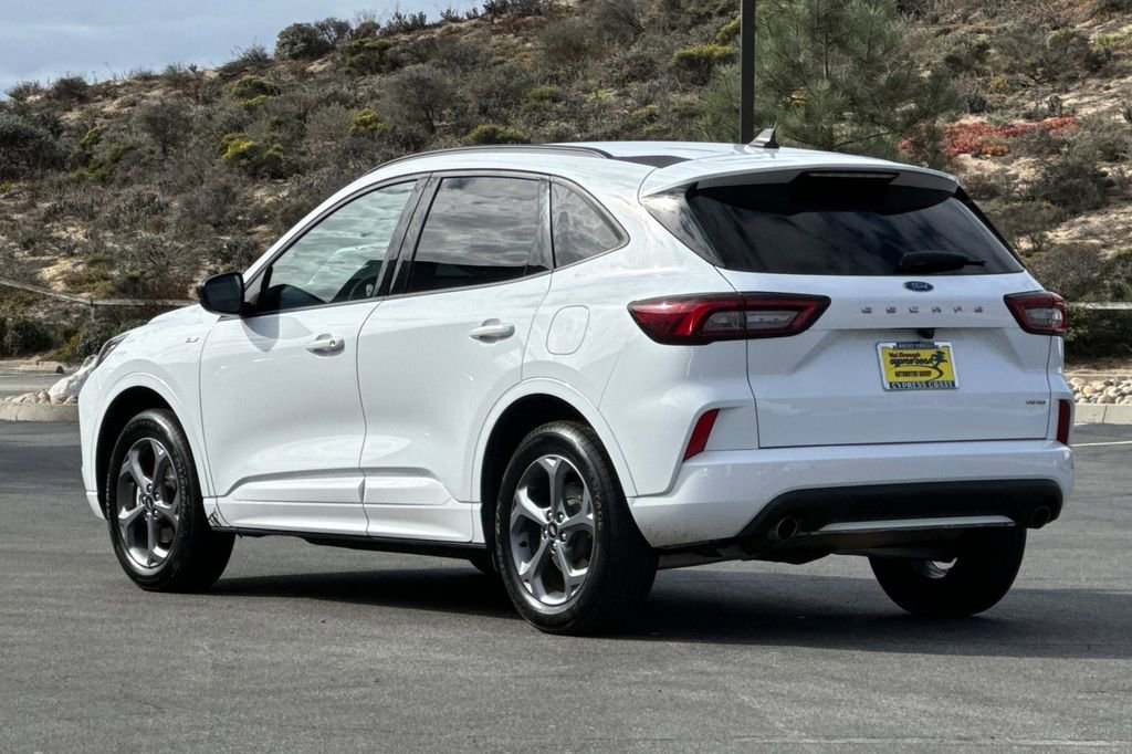 Certified 2023 Ford Escape ST-Line image 6