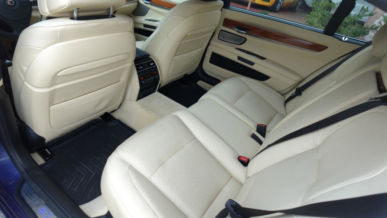 Used 2013 BMW ALPINA B7 LWB image 12