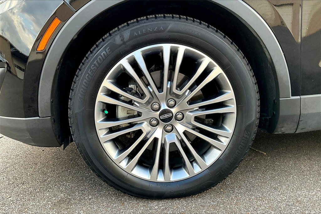 Used 2016 Lincoln MKX Reserve w/ Climate Package image 8