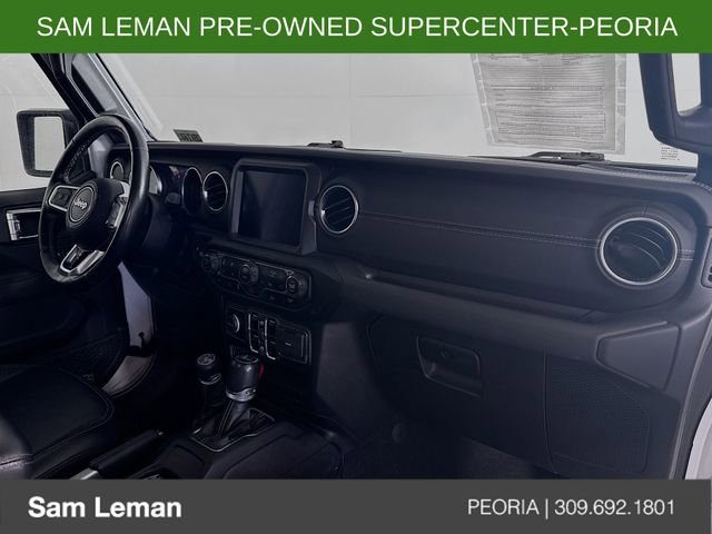 Used 2022 Jeep Wrangler Unlimited Sahara w/ Cold Weather Group image 28