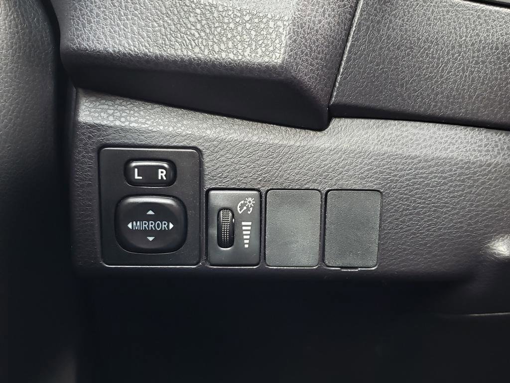 Used 2016 Toyota Corolla S Special Edition image 19