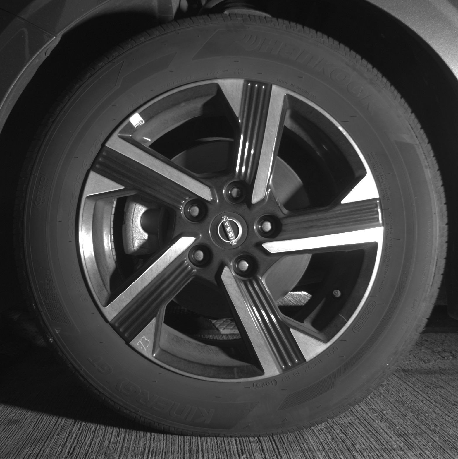 Used 2025 Nissan Sentra SV FWD image 12