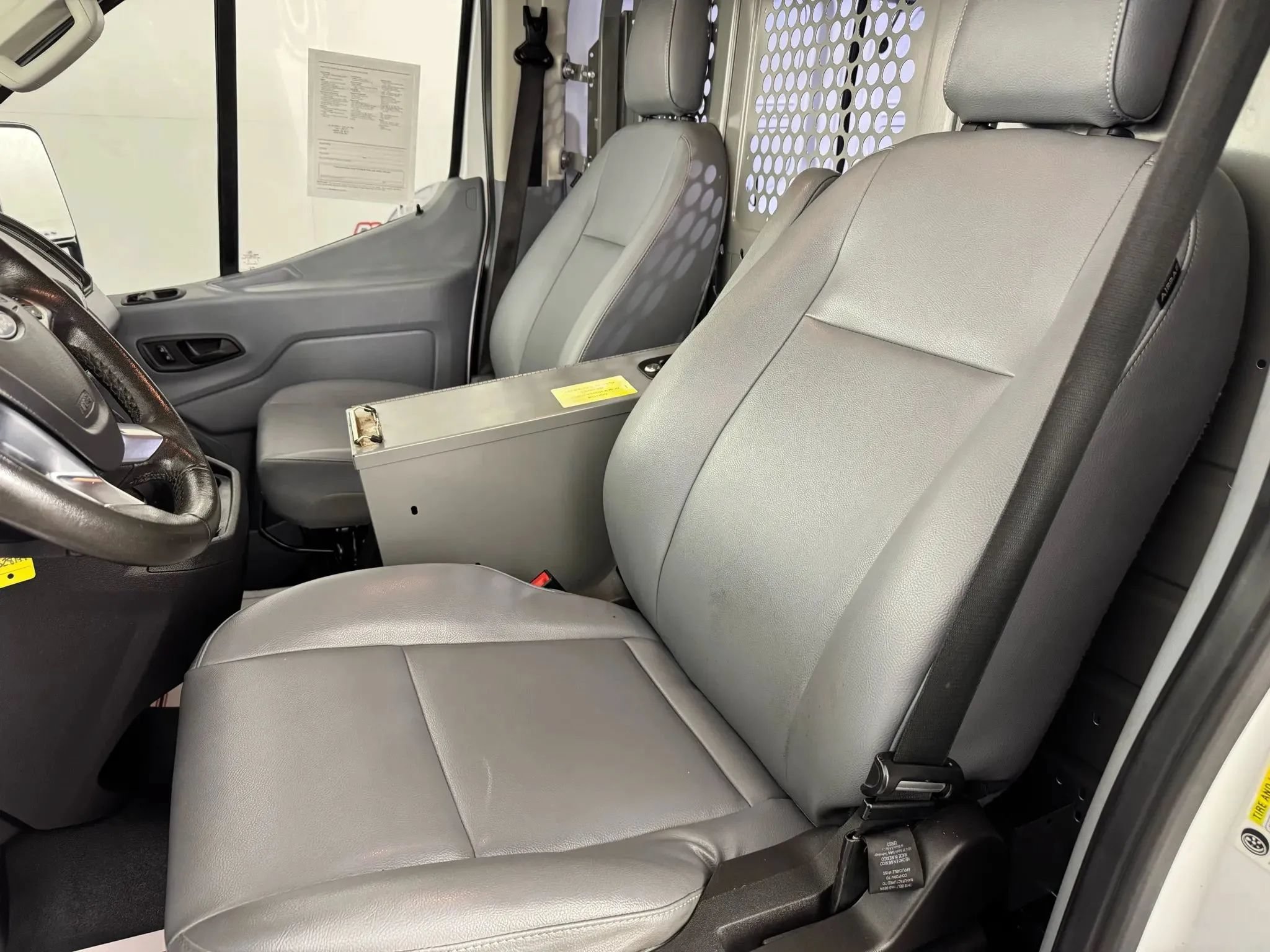 Used 2019 Ford Transit 250 148 Low Roof RWD image 27