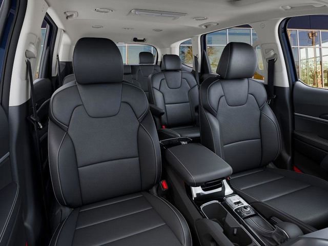 New 2025 Kia Telluride S image 15