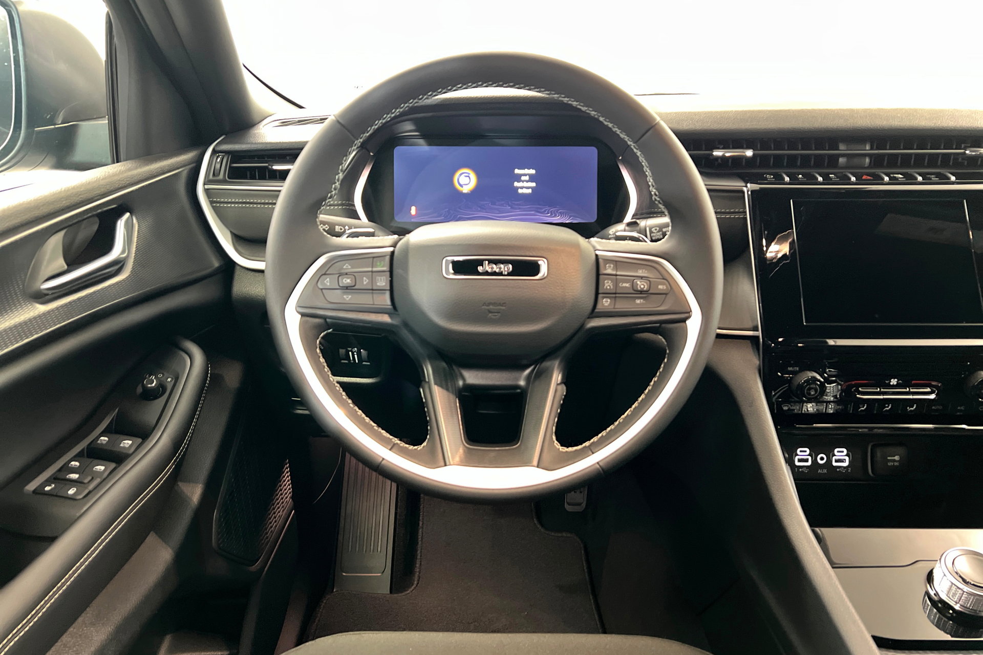 New 2026 Jeep Grand Cherokee Laredo AWD/4WD image 12