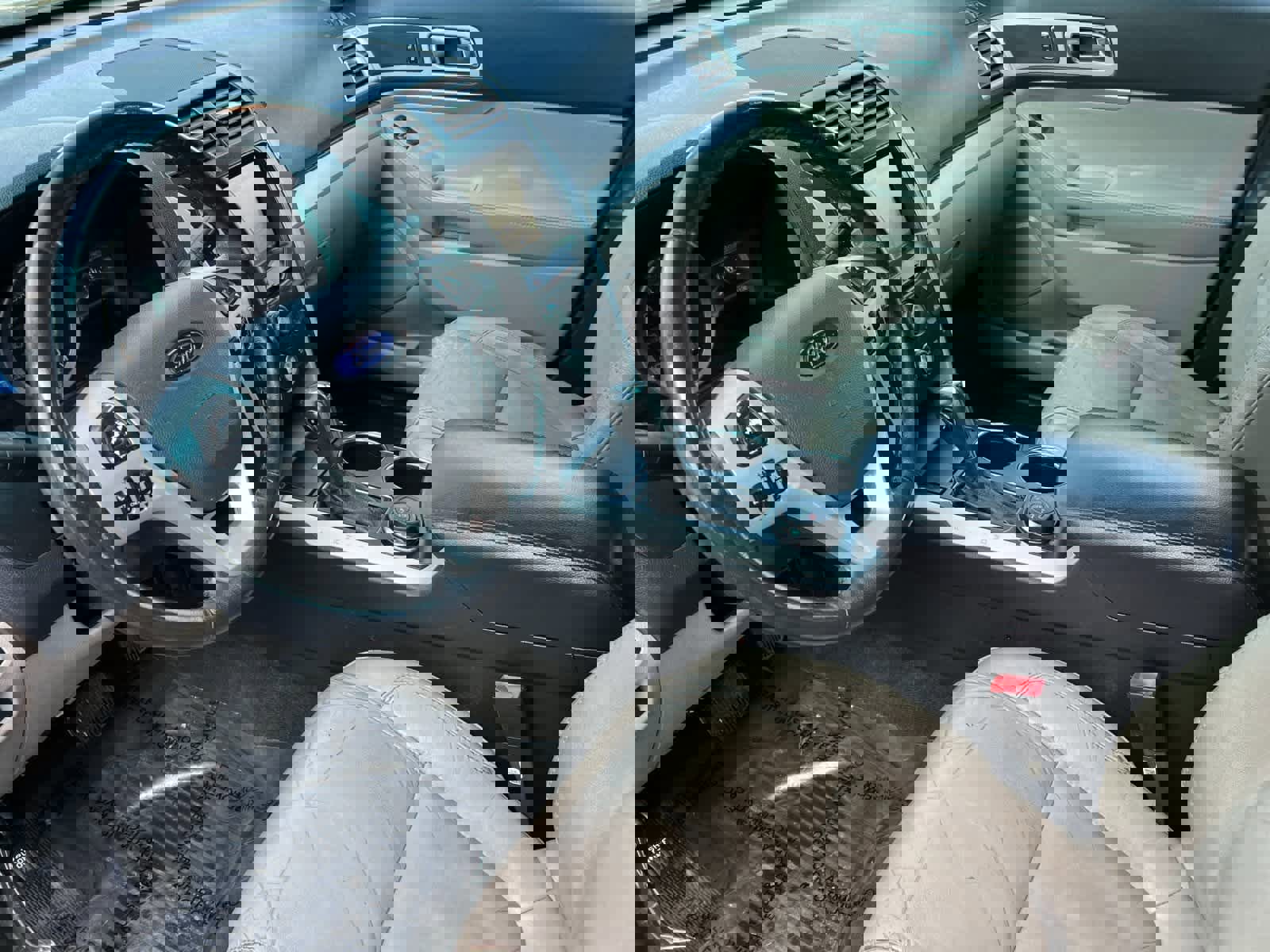 Used 2014 Ford Explorer XLT w/ Equipment Group 202A image 11