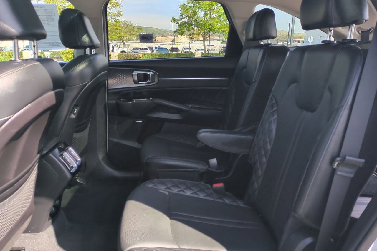 Certified 2021 Kia Sorento SX FWD image 23