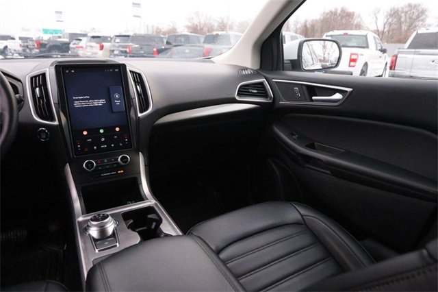 Certified 2024 Ford Edge SEL image 24