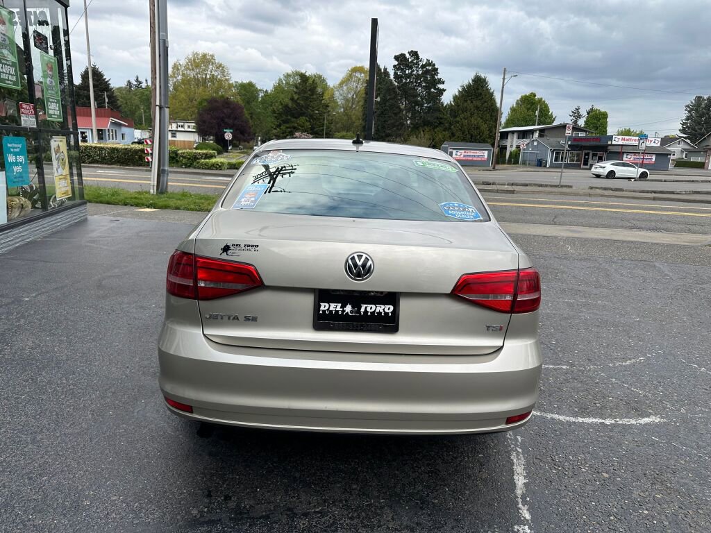 Used 2015 Volkswagen Jetta SE FWD image 7