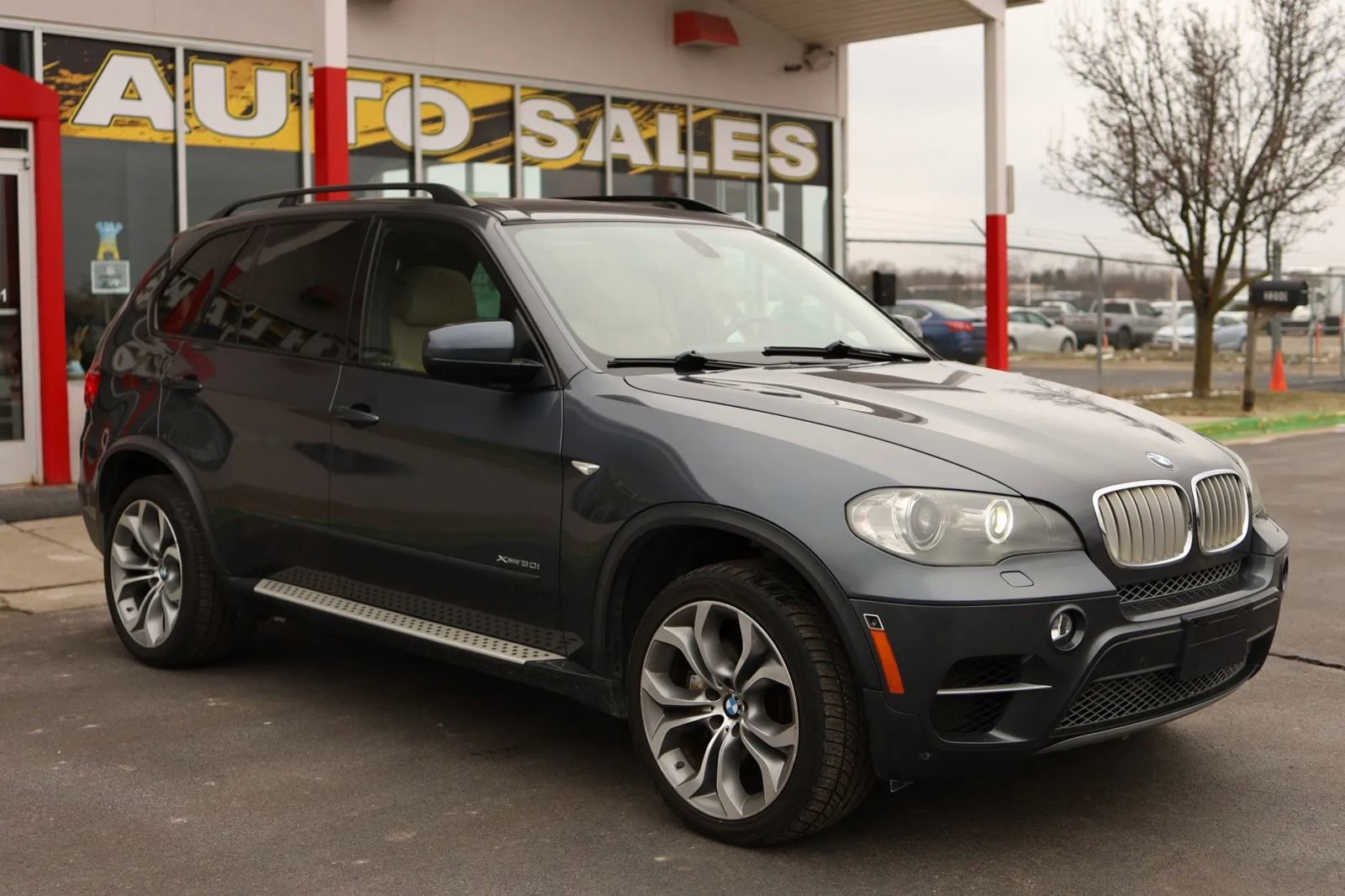 Used 2011 BMW X5 xDrive50i AWD/4WD image 3