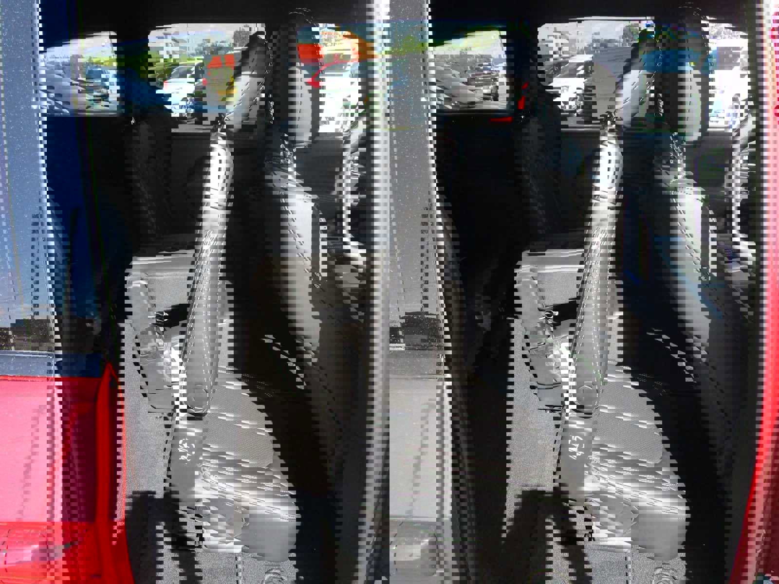 New 2026 Chrysler Pacifica Select image 14