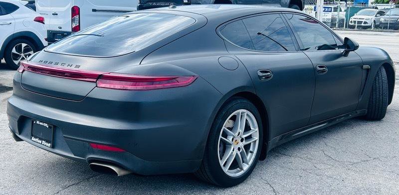 Used 2016 Porsche Panamera 4 AWD/4WD image 5