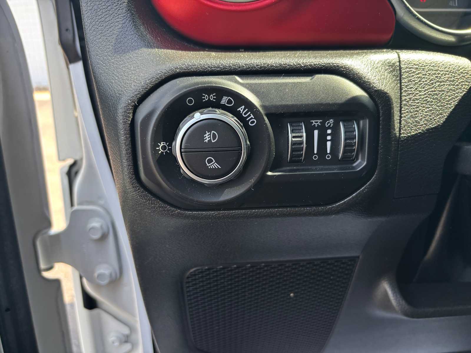 Used 2022 Jeep Gladiator Rubicon w/ Cold Weather Group AWD/4WD image 20