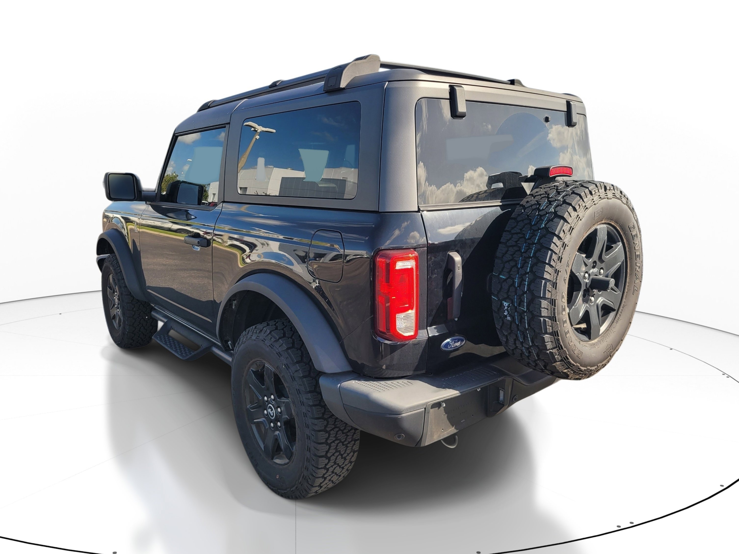 Used 2024 Ford Bronco Black Diamond image 6