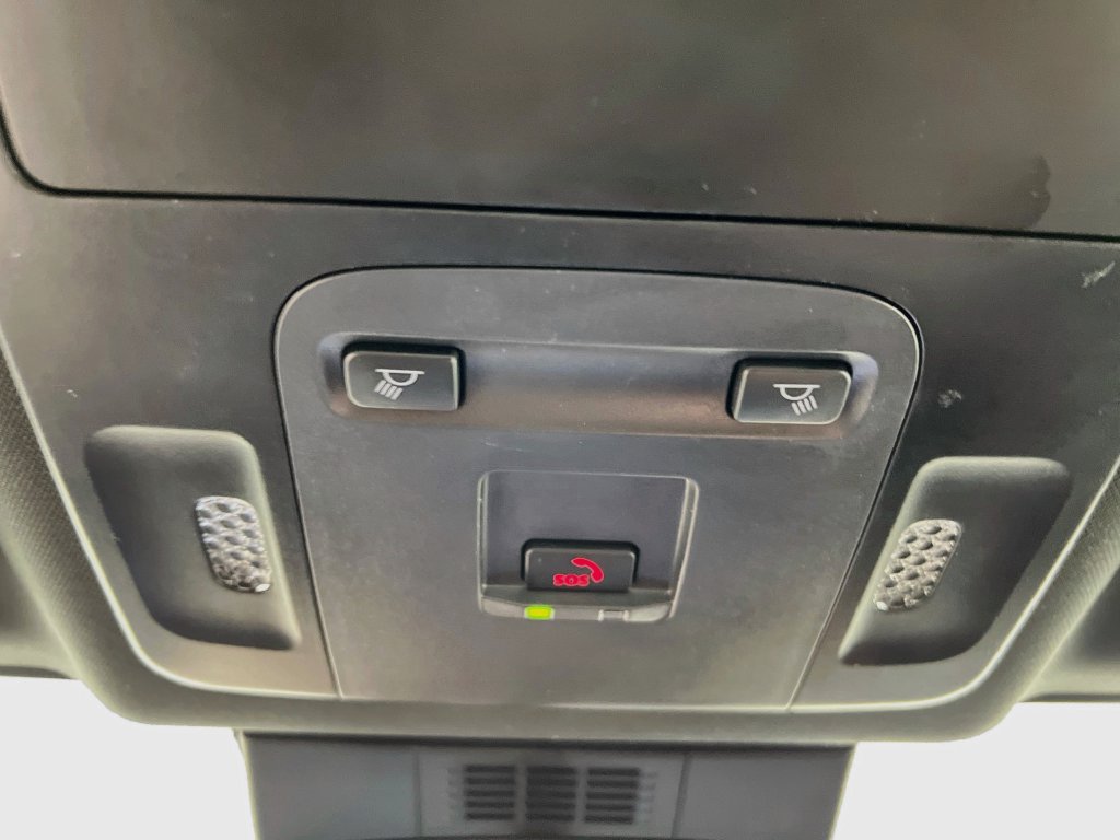 Used 2025 Toyota Camry SE FWD image 18