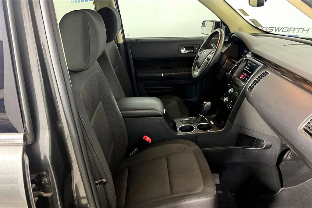 Used 2019 Ford Flex SEL FWD image 6